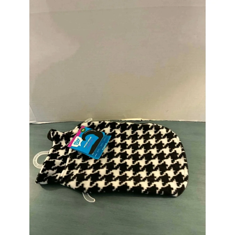 Play On! Dog Fleece Vest Pet Size M Black White Houndstooth NEW Woof Wear